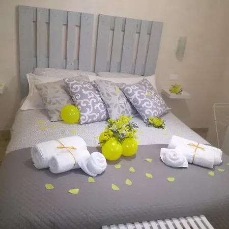 F&l House アパート