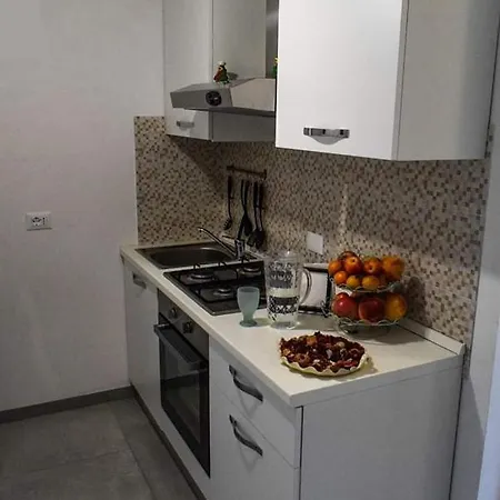 F&l House Apartment *